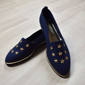 SOLD 80s Leslie Flats Patriotic Navy Blue Studded Stars 7.5 Narrow Americana VTG
